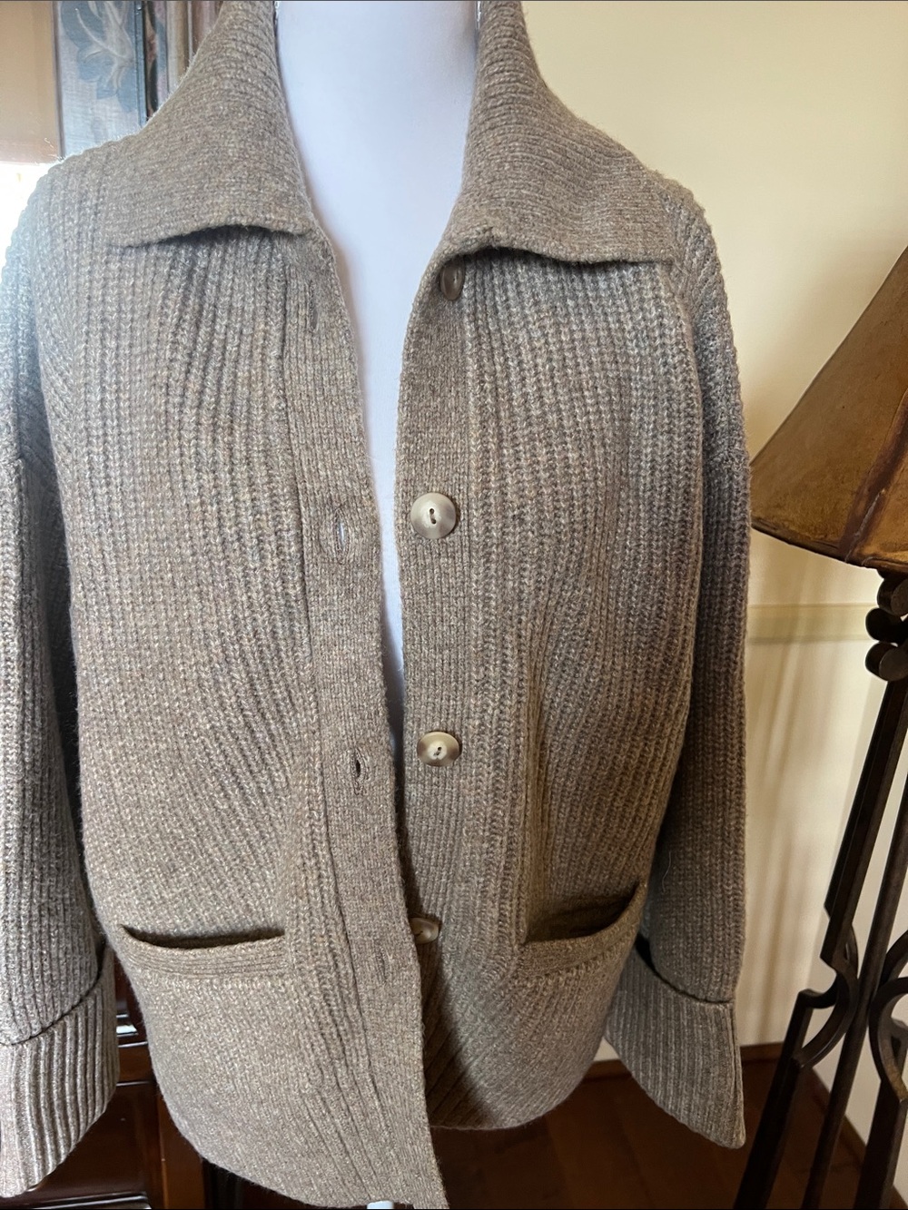 Abercrombie &Fitch Cardigan Small